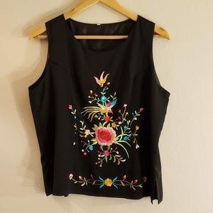 LIKE NEW! Beautiful Embroidered Shell Tank